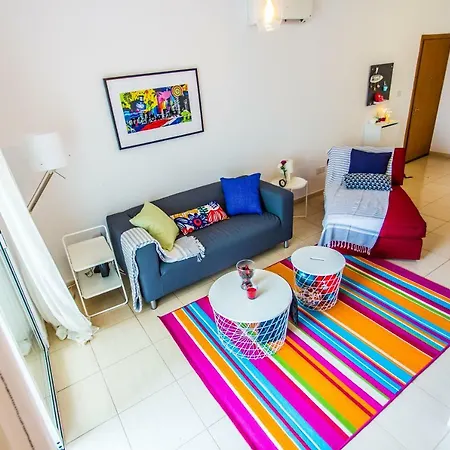 Apartamento Yippee! Center Larnaca
